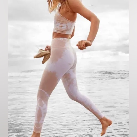 aerie Pants - American Eagle Offline Seamless Tie Dye Leggings - Size Medium